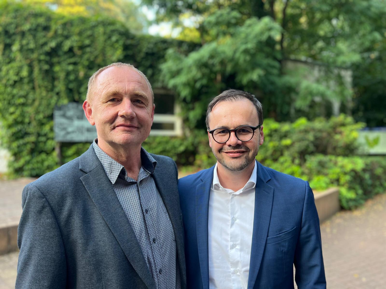 v.l.n.r.: Danko Jur (Fraktionsvorsitzender der CDU im Kreistag Barnim), Dr. Jan Redmann (Minister des Innern und f�r Kommunales und stellvertretender Ministerpr�sident des Landes Brandenburg)