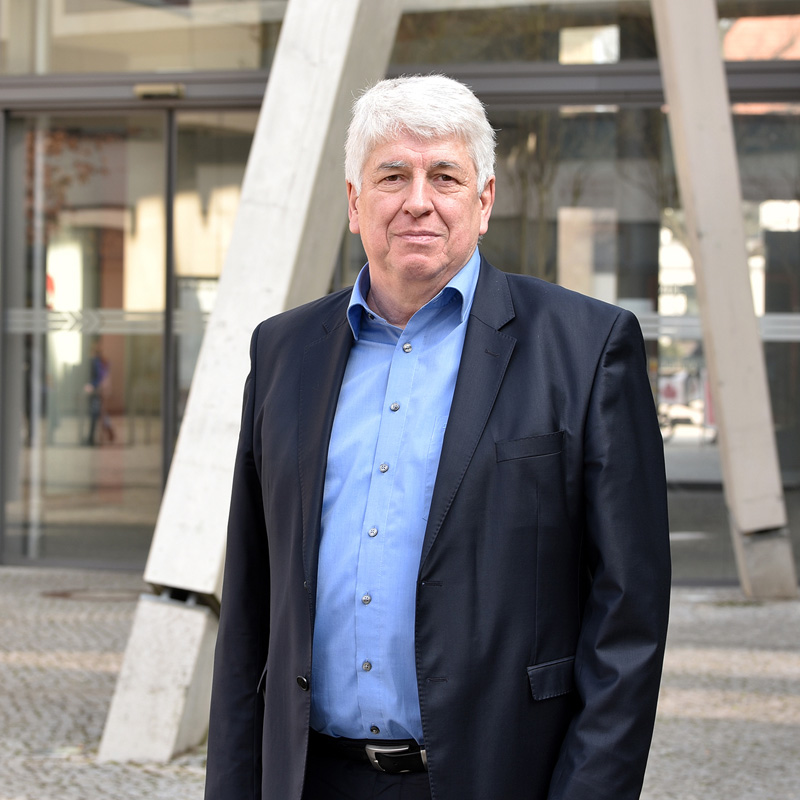 Dipl.Ing. Uwe Grohs